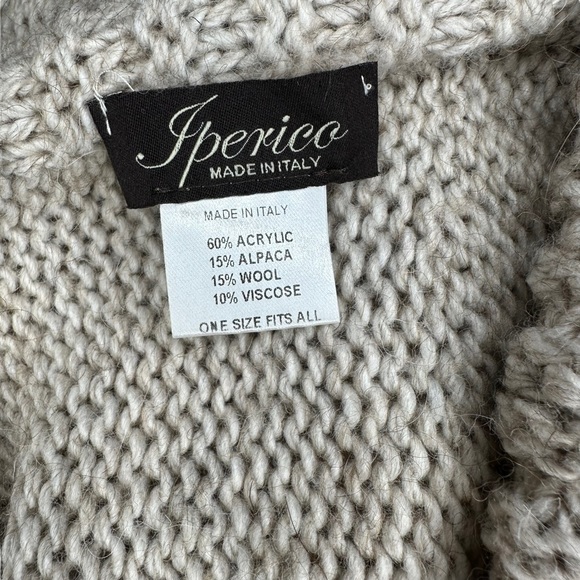 Iperico Italian Wool and Alpaca Blend Cowl Neck Fringe Tan Poncho One Size (737) - Picture 5 of 5